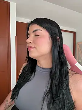 Snapshot of emma_lopes chatting on 21, 6, 2026 emma lopes online show from 21, 6, 2026