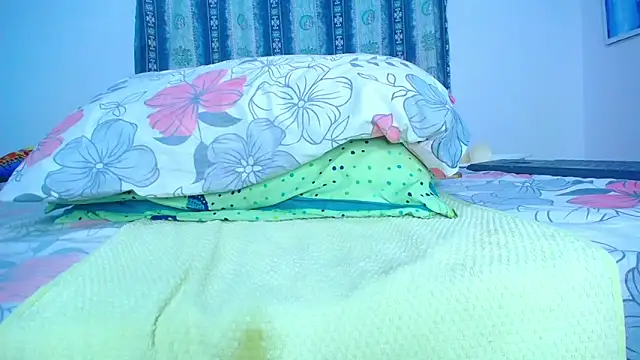 cristinapuerta- online show from 16, 12, 2025