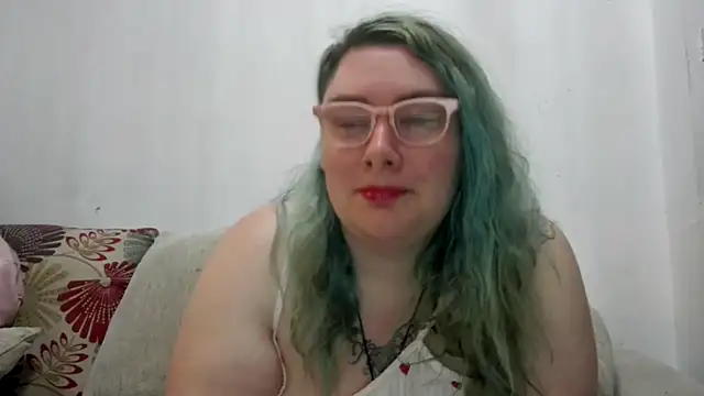 Bustycurves online show from 19, 4, 2026