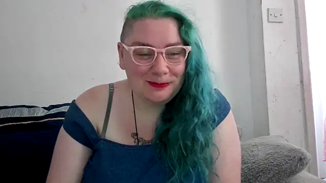 Bustycurves online show from 9, 7, 2026