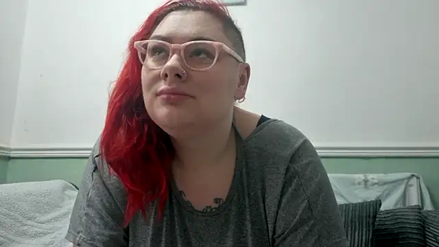 Bustycurves online show from 11, 2, 2025