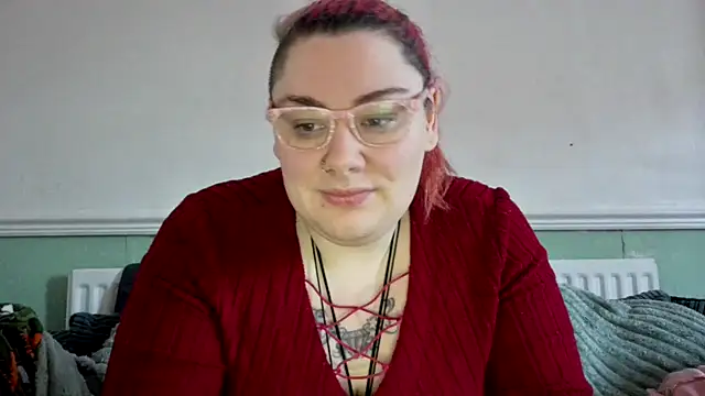 Bustycurves online show from 11, 1, 2025