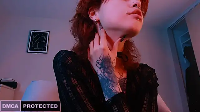 NaughtyLittleFox online show from 5, 3, 2025