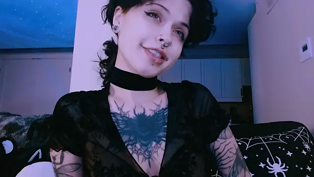 NaughtyLittleFox online show from 10, 4, 2026