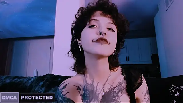 NaughtyLittleFox online show from 19, 1, 2026