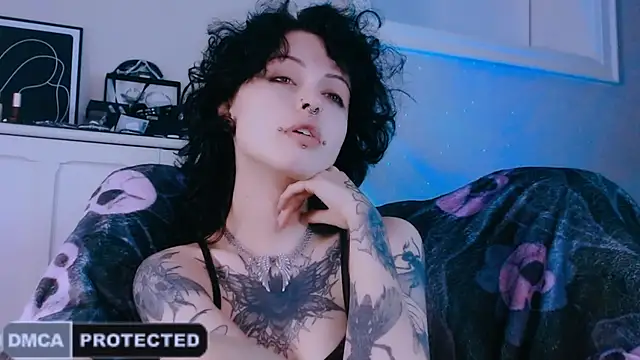 Snapshot of NaughtyLittleFox chatting on 12, 6, 2026 NaughtyLittleFox online show from 12, 6, 2026