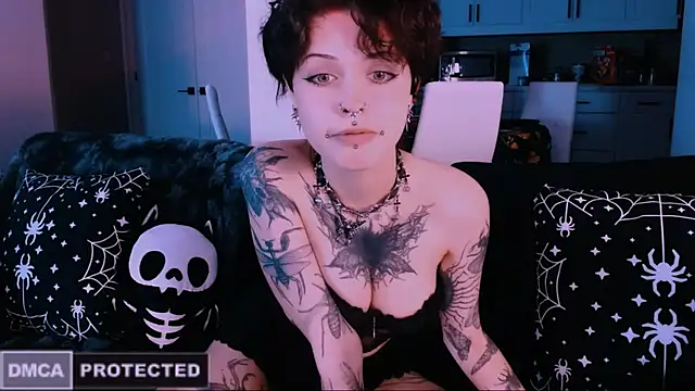 NaughtyLittleFox online show from 14, 1, 2026