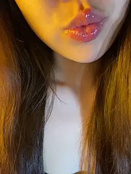 minmin2kk5 online show from 11, 4, 2026