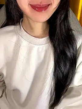 minmin2kk5 online show from 5, 12, 2025