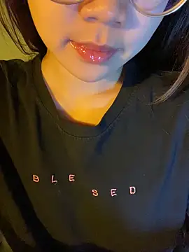 minmin2kk5 online show from 31, 3, 2026