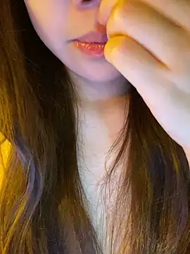 minmin2kk5 online show from 9, 4, 2026