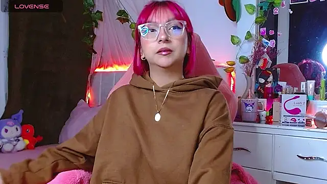 Littlerouse  online show from 22, 11, 2025