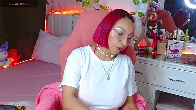 Littlerouse  online show from 23, 11, 2025