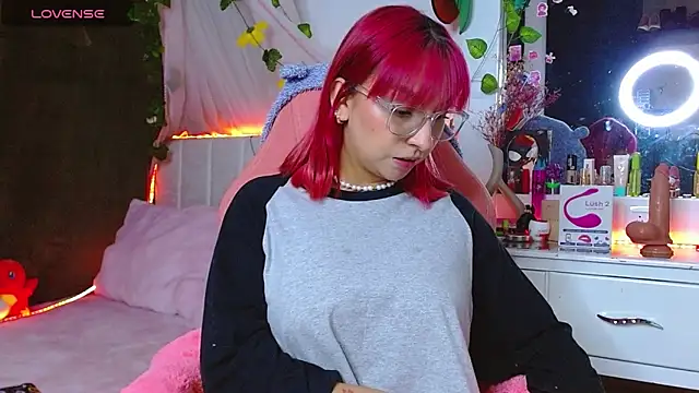 Littlerouse  online show from 21, 10, 2025