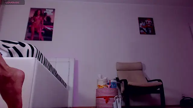 Sonja Stripper Ray online show from 26, 11, 2025