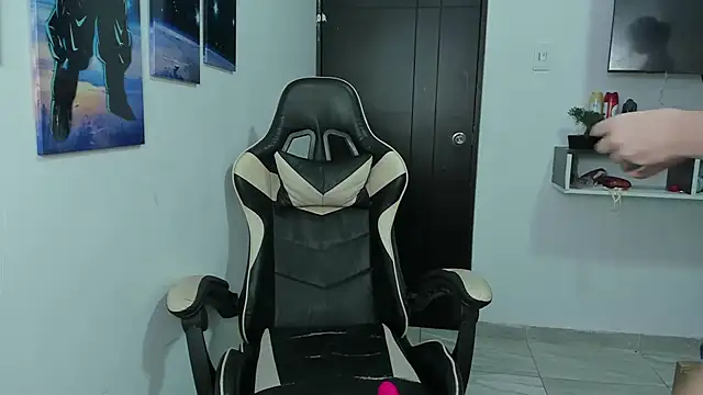 naomi berckley online show from 3, 10, 2025