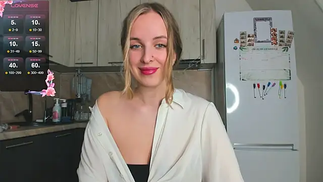 violet blue eyes online show from 26, 1, 2025