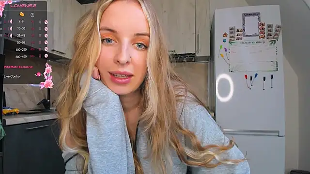 violet blue eyes online show from 5, 2, 2025