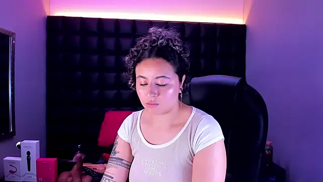 Snapshot of celeste_blue69 chatting on 19, 7, 2026 celeste blue69 online show from 19, 7, 2026