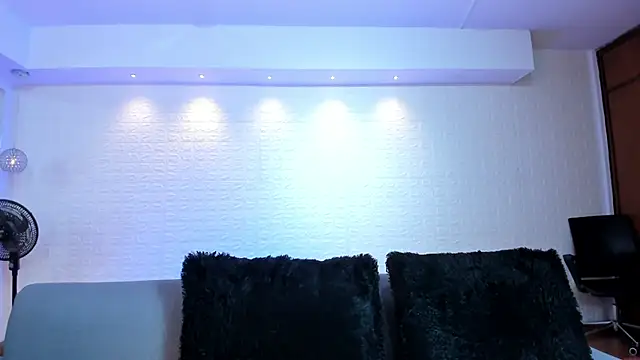 violet scott online show from 20, 10, 2025