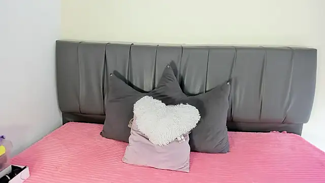 Cherllynn online show from 10, 1, 2026