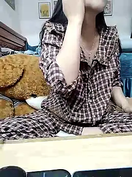 cream1299 online show from 13, 1, 2026