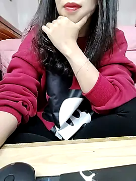 cream1299 online show from 19, 11, 2025