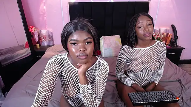 Nicole Colette  online show from 12, 9, 2025