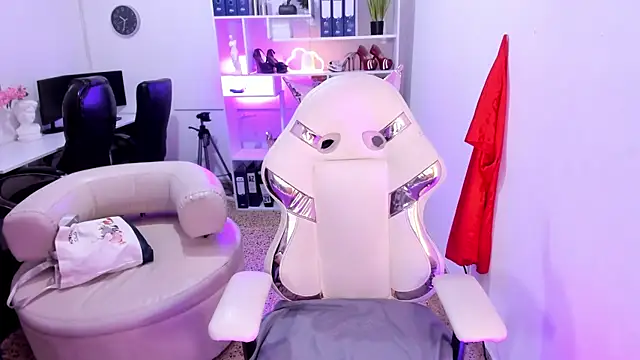 Snapshot of katya_nt chatting on 12, 9, 2025 katya nt online show from 12, 9, 2025