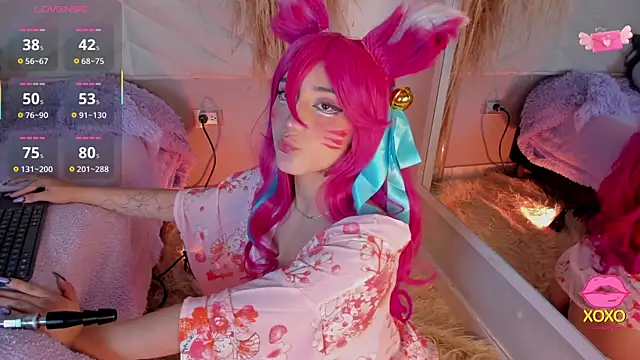 miia  baker online show from 14, 11, 2025