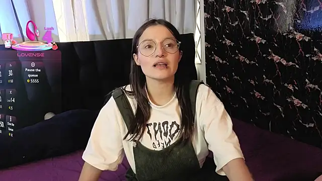 Snapshot of Elecktra_sweet chatting on 10, 9, 2025 Elecktra sweet online show from 10, 9, 2025