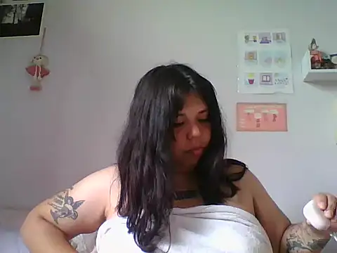 scarletttlove online show from 10, 4, 2026