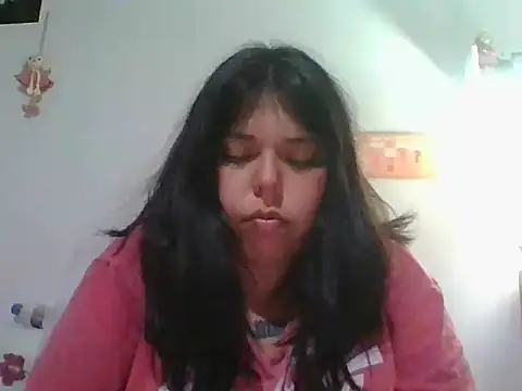 scarletttlove online show from 27, 3, 2026