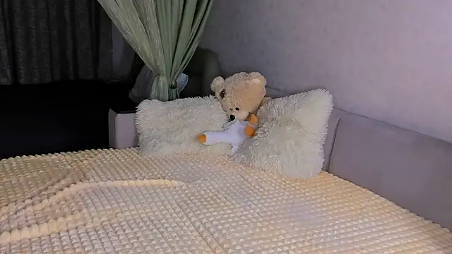 Sweeet Barbie online show from 27, 11, 2025