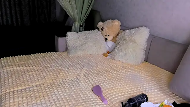 Sweeet Barbie online show from 25, 11, 2025