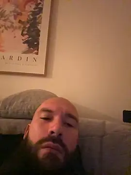 Banana Boy online show from 15, 10, 2025