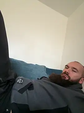 Banana Boy online show from 7, 11, 2025