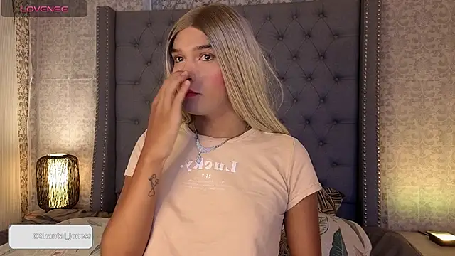 Snapshot of Shantal_Joness chatting on 29, 9, 2025 Shantal Joness online show from 29, 9, 2025