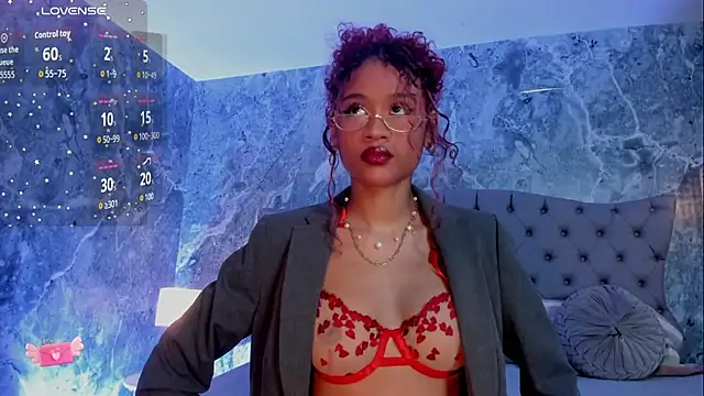 Aprillbrunette online show from 17, 10, 2025