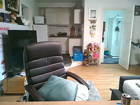 mihaimichael online show from 1, 12, 2025