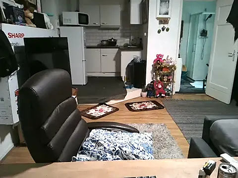 mihaimichael online show from 1, 11, 2025