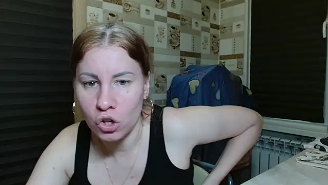 Snapshot of TherestlessKitty chatting on 11, 7, 2026 TherestlessKitty online show from 11, 7, 2026