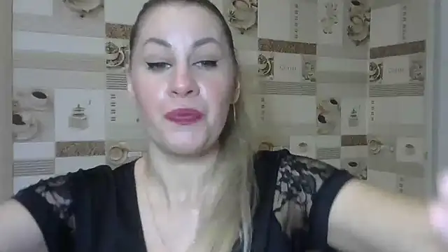 TherestlessKitty online show from 14, 2, 2025