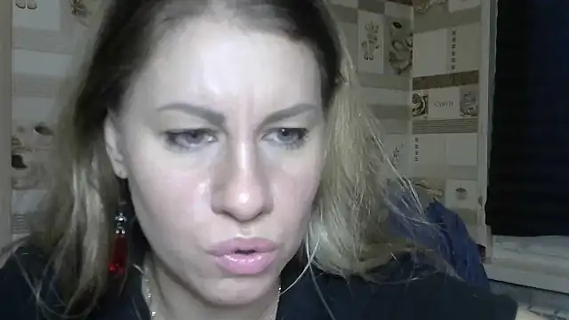 TherestlessKitty online show from 17, 11, 2025