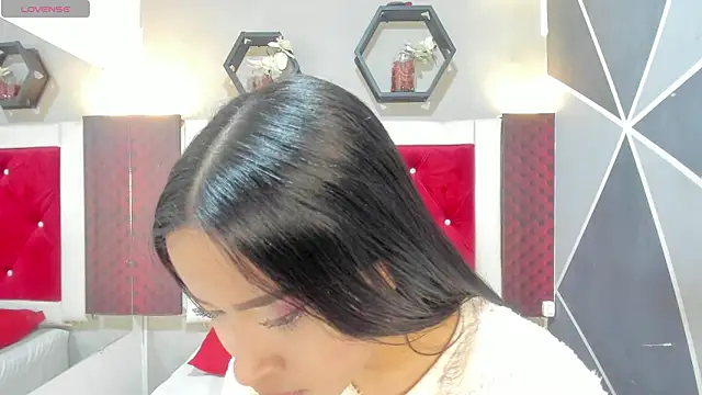 Karoll014 online show from 11, 3, 2026