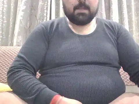 ARYANAVAILABLE online show from 18, 12, 2025