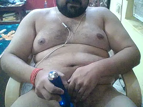 ARYANAVAILABLE online show from 24, 9, 2025