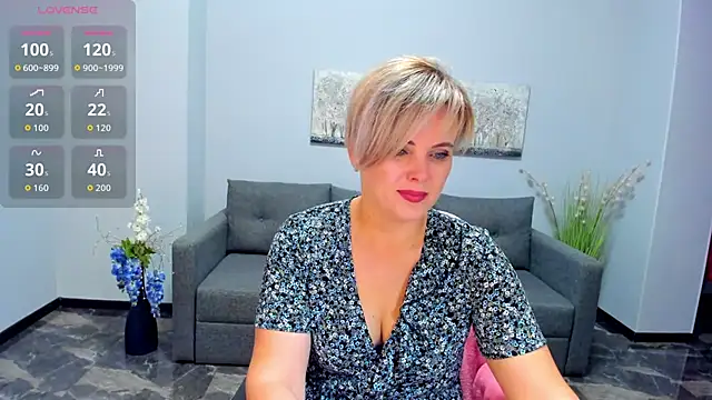 Julia Wilsone online show from 22, 10, 2025