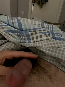 Erenn34 online show from 27, 10, 2025