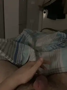 Snapshot of Erenn34 chatting on 2, 4, 2026 Erenn34 online show from 2, 4, 2026